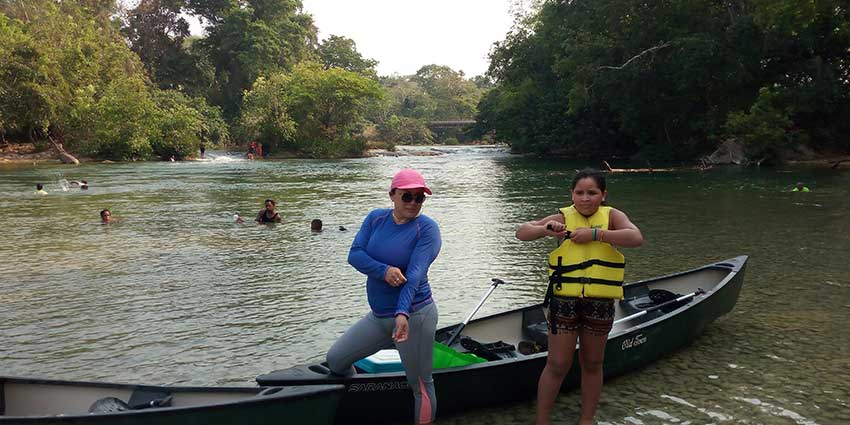 macal river canoeing